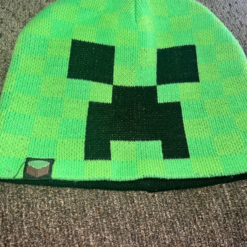🍀Minecraft- Green‎ Creeper Beanie EUC